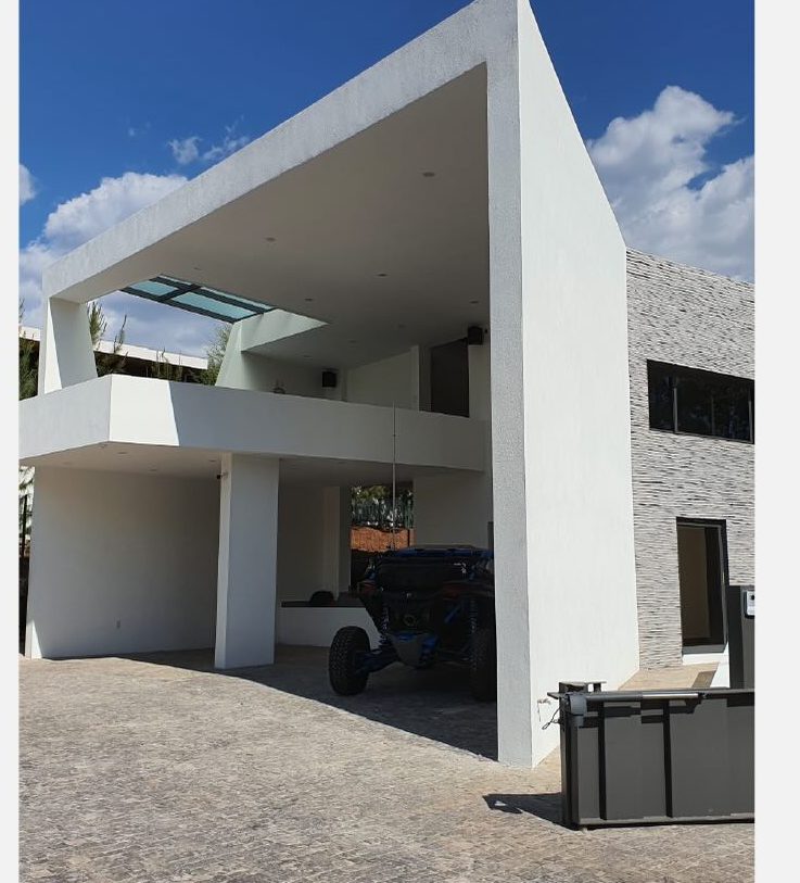 Residencia Santa Mónica de diseño contemporáneo en Morelia